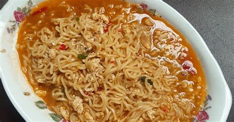 Resep Mie Kuah Super Pedas Oleh Anggit Pangestika Cookpad