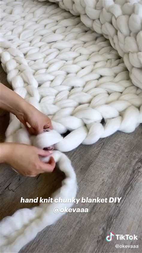 Chunky Knit Blanket Diy Find Out How To Chunky Knit A Throw Blanket In