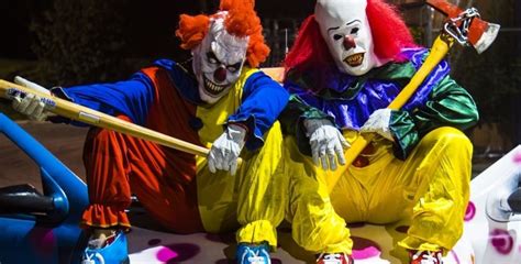 Killer Clown Pranks Video Compilation Will Scare The Shit Out Of You