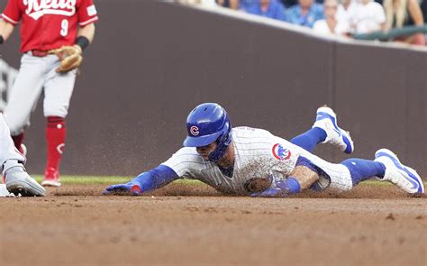 Cubs beat Reds for third straight win | Reuters