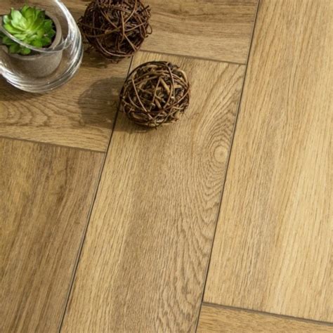 FIRMFIT Golden Oak Herringbone 5mm SPC Click Vinyl 615x123mm 1mm