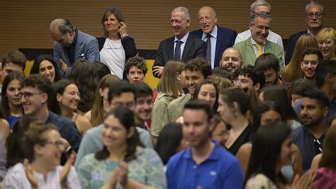 El Colegio de Médicos de Zaragoza da la bienvenida a los nuevos mir