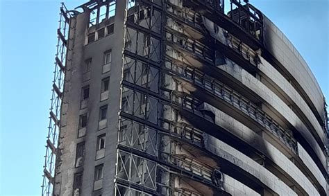 A Due Anni Dalla Torre Dei Moro A Milano Ancora Incendi Sulle Facciate