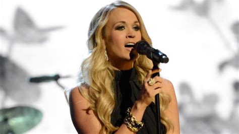 Carrie Underwood Gets Guitar Hero Live Treatment