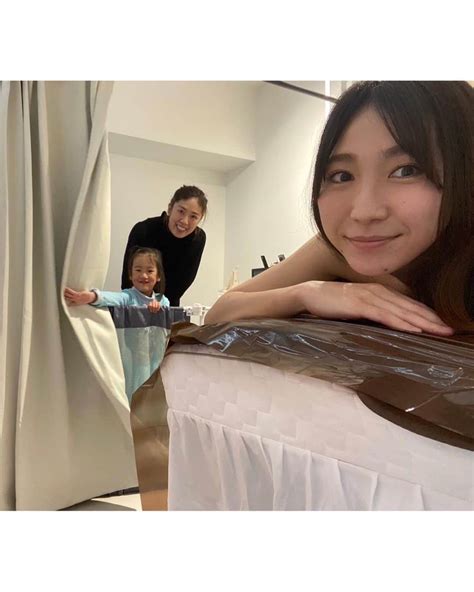 渡辺順子さんのインスタグラム写真 渡辺順子instagram「こんな感覚初めて · 子ども連れでエステに行ってきたよ👩‍👦 ママ