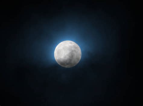 390 Supermoon Uk Stock Photos Pictures And Royalty Free Images Istock