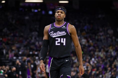 Nba Trade Rumors Lakers Interested In Eric Gordon Buddy Hield