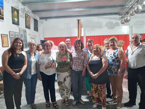 España Exterior La Agrup CyL de Bolívar participa en la recepción al