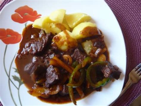 Ungarisches Gulasch Rezept Mit Bild Kochbar De