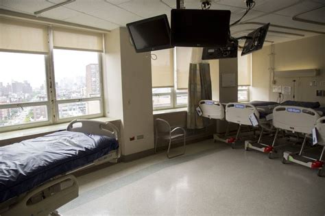 New York City’s Beth Israel to Close Hospital, Open Smaller Facility - WSJ