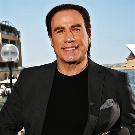 Ra L Brindis On Twitter El Actor John Travolta Cumple A Os Naci