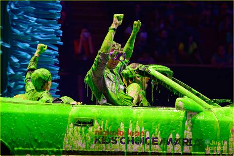 Watch Kira Kosarin And Jack Griffo Get Slimed At Kids Choice Awards 2015