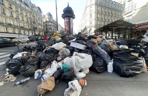 Grève des éboueurs la CGT annonce sa suspension à partir de mercredi