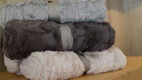 Faux Fur Throws | Throws & Blankets | Natural Bed Company