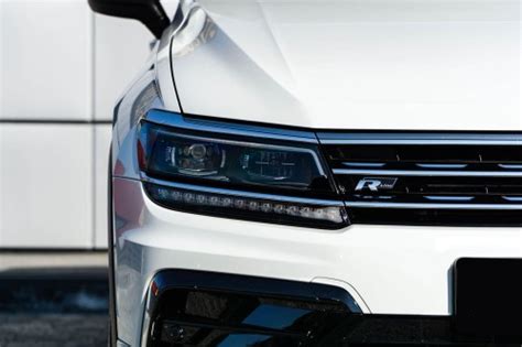 VOLKSWAGEN TIGUAN II R LINE 2016 2020 PRZED FACELIFTINGIEM ZAŚLEPKA