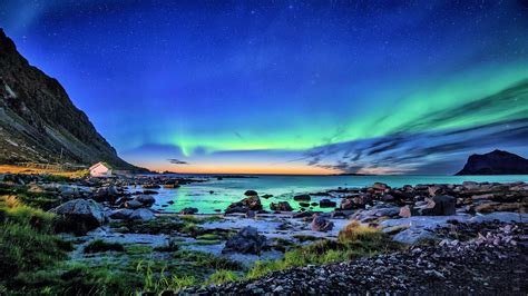 Aurora Borealis Coastline Wallpapers | HD Wallpapers | ID #30037