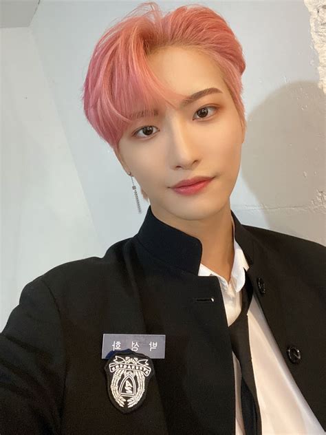 Seonghwa Ateez Photo 44230250 Fanpop