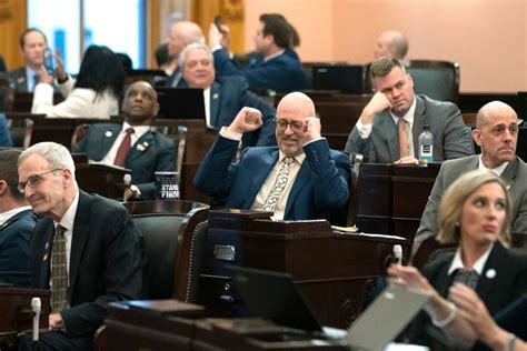 Ohio House Votes To Override Governors Veto Of Gender Affirming Care