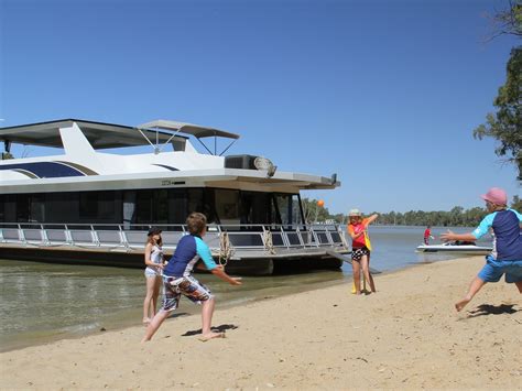 Mildura Houseboats, Hire, The Murray, Victoria, Australia