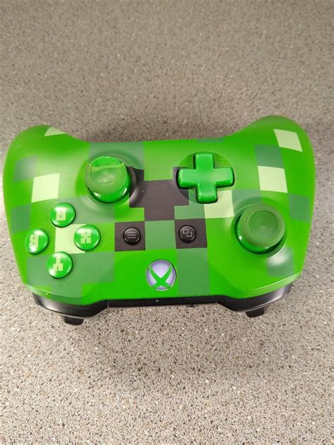 Microsoft Xbox Minecraft Creeper Controller In Wv Wolverhampton F R