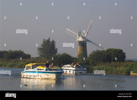 Uk England Norfolk Broads River Thurne Broad Windmill Stock Photo Alamy