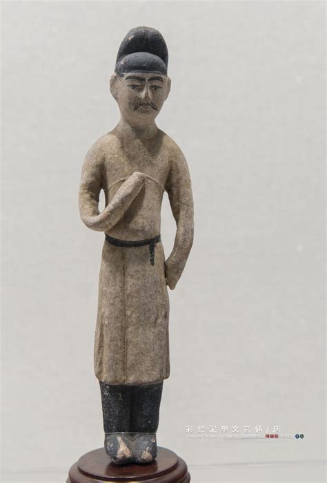 唐 彩绘泥塑文官俑 旅顺博物馆藏 The Tang Dynasty618 907 Painted Statue of Officer