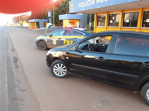 Em Jataí PRF recupera carro roubado em Brasília