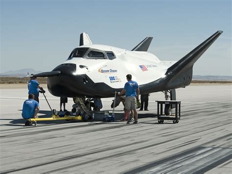 FAA clears path for Dream Chaser landing with Space Florida reentry approval at NASA shuttle site