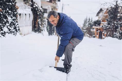 Is Snow Shoveling Safe For People With Heart Disease Harvard Health