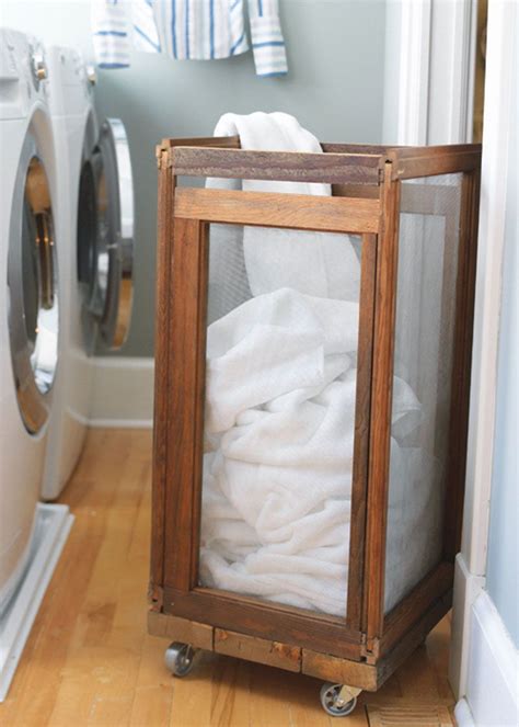 Window Screen Laundry Hamper From Country Living Love This Upcycling