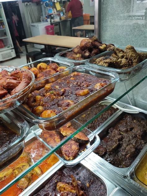 Halal buffet catering, Food & Drinks, Local Eats on Carousell