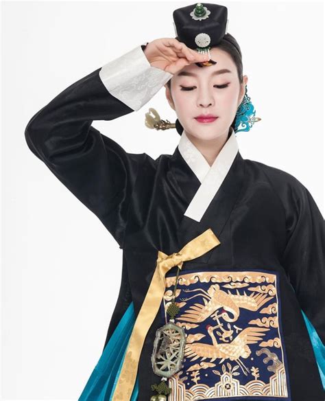 한복 Hanbok Korean Traditional Clothes[dress] Korean Traditional Dress Hanbok Korean Traditional