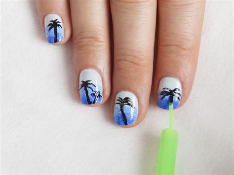 Palm Tree Nail Art