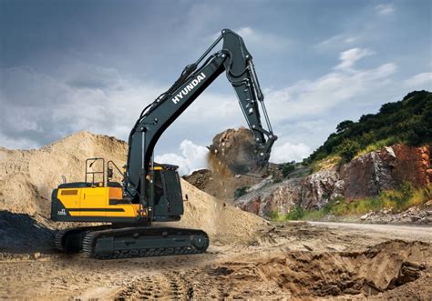 Raupenbagger HYUNDAI HX220AL BSS Heavy Machinery GmbH