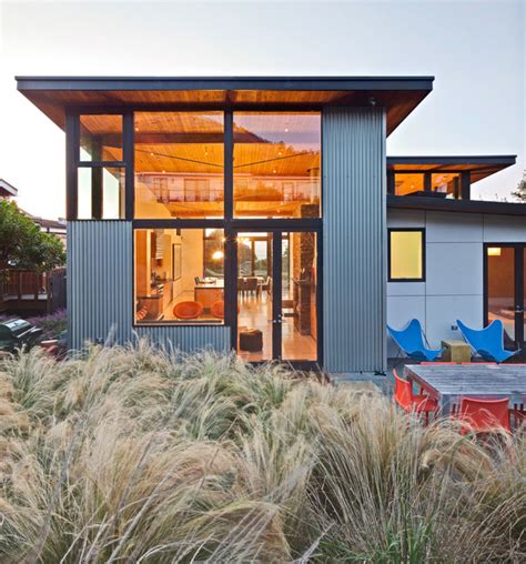 Houzz Tour: Modern California Beach House