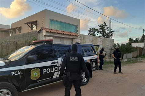 Polícia Prende Na Praia Do Francês Em Alagoas Acusado De Matar Três