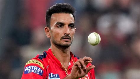 Most Wickets In Ipl Purple Cap Holder After Last League Match