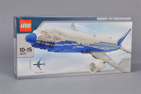 LEGO. Boeing 787 Dreamliner, No. 10177 in original box | Lauritz.com