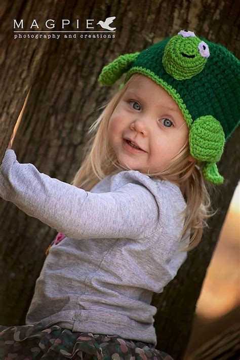 Items similar to Crochet Turtle Hat on Etsy