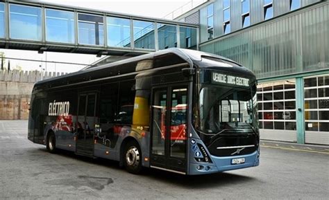 Tmb Inicia Las Pruebas De Un Nuevo Autob S El Ctrico Volvo De Piso Bajo