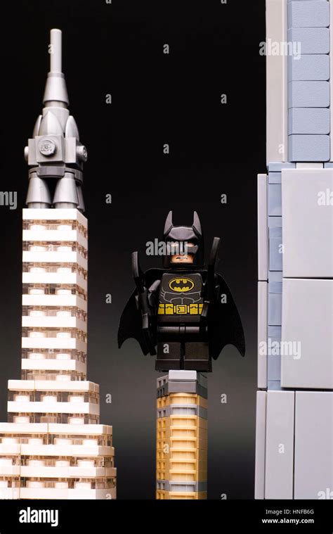 Mini Lego Skyscraper