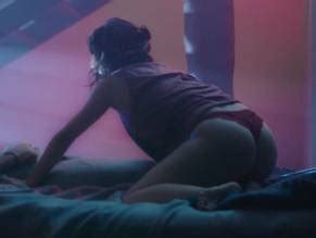 EL JUEGO DE LAS LLAVES NUDE SCENES AZNude