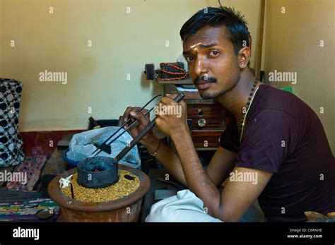 Indian goldsmith hi-res stock photography and images - Alamy