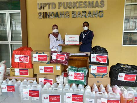 Dukung Tenaga Kesehatan Hutama Karya Bagikan Ratusan Apd Dan Paket