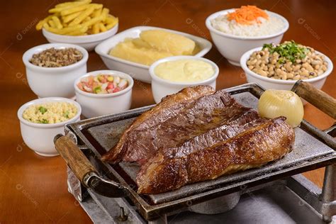 Picanha Brasileira Bife De Churrasco Assado Na Grelha Servido Com