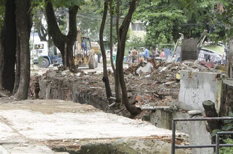 Mp E Prefeitura Do Rio Realizam Opera O Para Demolir Mais De