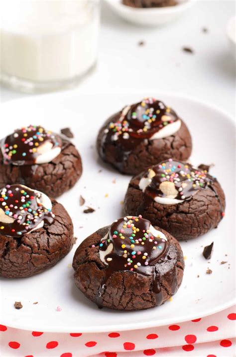 Hot Chocolate Cookies - Easy Dessert Recipes