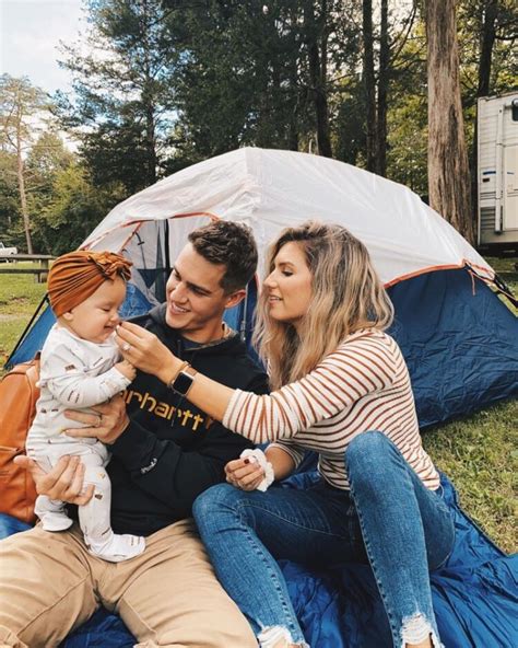 Hot Sexy Carlin Bates Bikini Pics