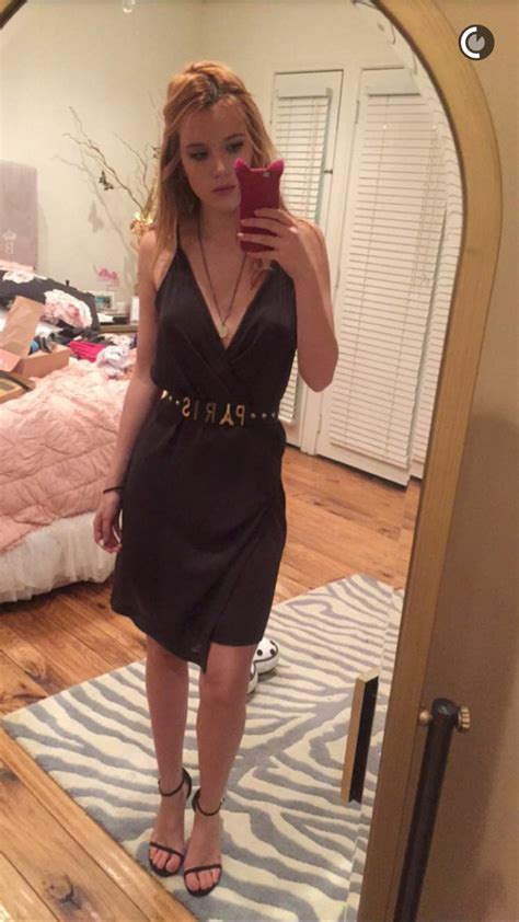 Bella Hot Celebs Home