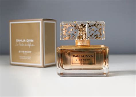 عطر نسائي 2019 اشهر ماركات العطور النسائية صور حب